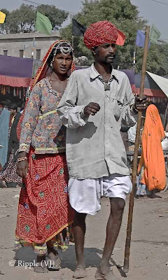 Posted by Ripple (VJ) : Padharo Mhare Desh : Rajasthan, INDIA : A Rajasthani Couple in Traditional Clothes