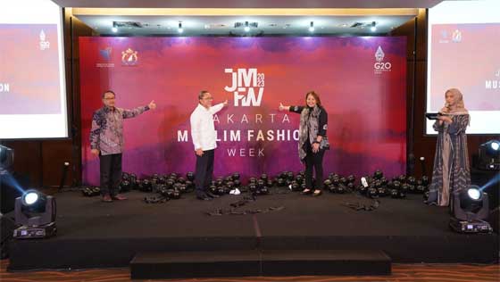 Mendag Luncurkan Logo Jakarta Muslim Fashion Week