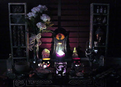 halloween candle lantern wallpaper