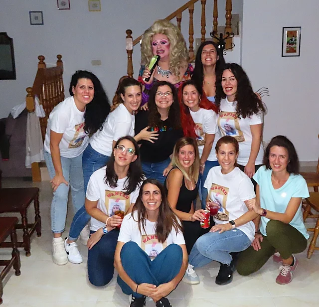 Despedida de soltera con drag queen Gabrielle en Becerril de la Sierra.