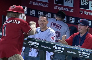 John Axford vs D-backs mascot rock paper scissors