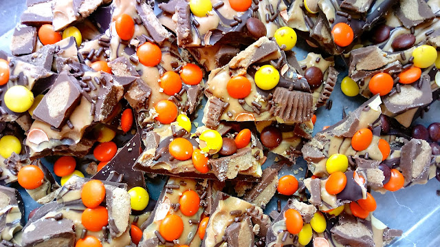 chocolate peanut butter chocolate bark