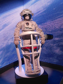 George Clooney Gravity Matt Kowalski Astronaut costume