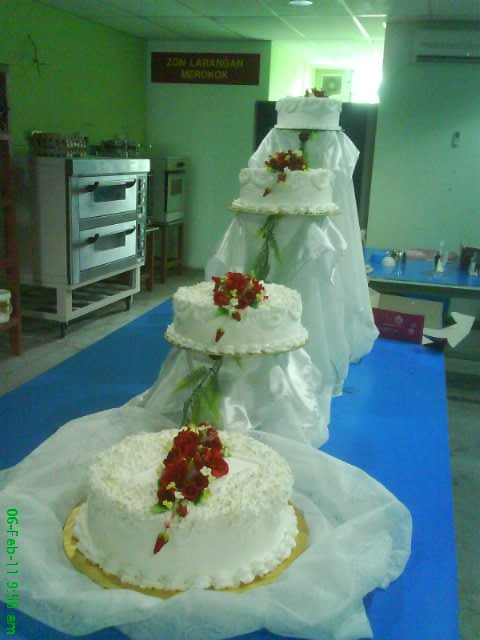 Homemade cake, Freshly bake Kota Kinabalu.: wedding cakes