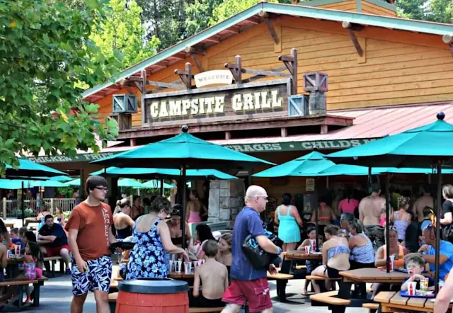 Dollywood Splash Country Campsite Grill