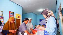 Siap Sambut Ramadhan, Klien Napiter Bapas Malang Berlatih Bikin Kue Basah 