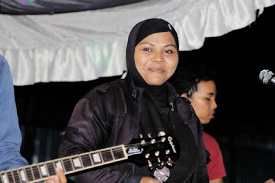 Endang Sukmawati - Band Sun Flower - Batamian Hobbiest Kei FM 102.3