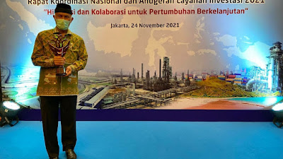 Sumbar Raih Anugerah Layanan Investasi 2021