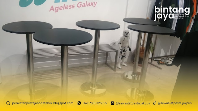 Menyewakan Meja Barstool Untuk Display Produk Kelapa Gading Jakarta Utara