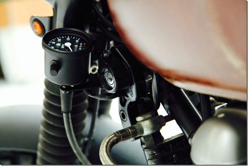 T2-VDBMOTO-CUSTOM-TRIUMPH-SCRAMBLER-06