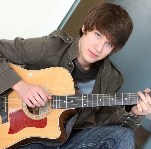 Gato do m s Devon Werkheiser 01 12