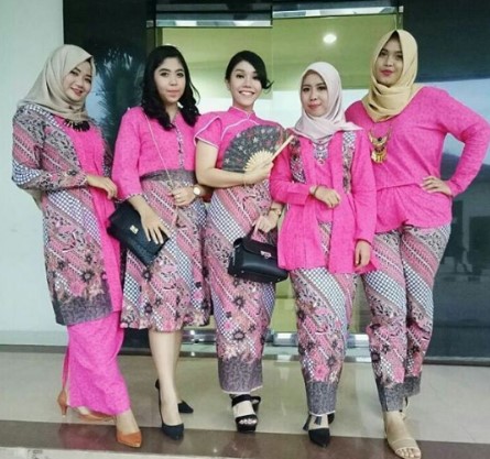 15 Contoh  Model  Rok  Batik  Panjang Kombinasi Modern 2020