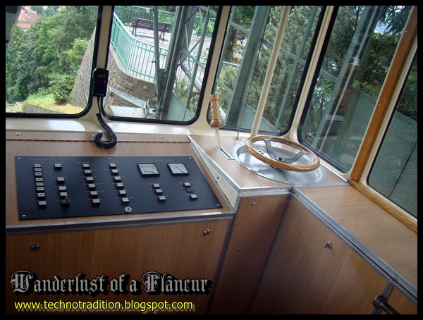 Schwebebahn Dresden inside the cablecar