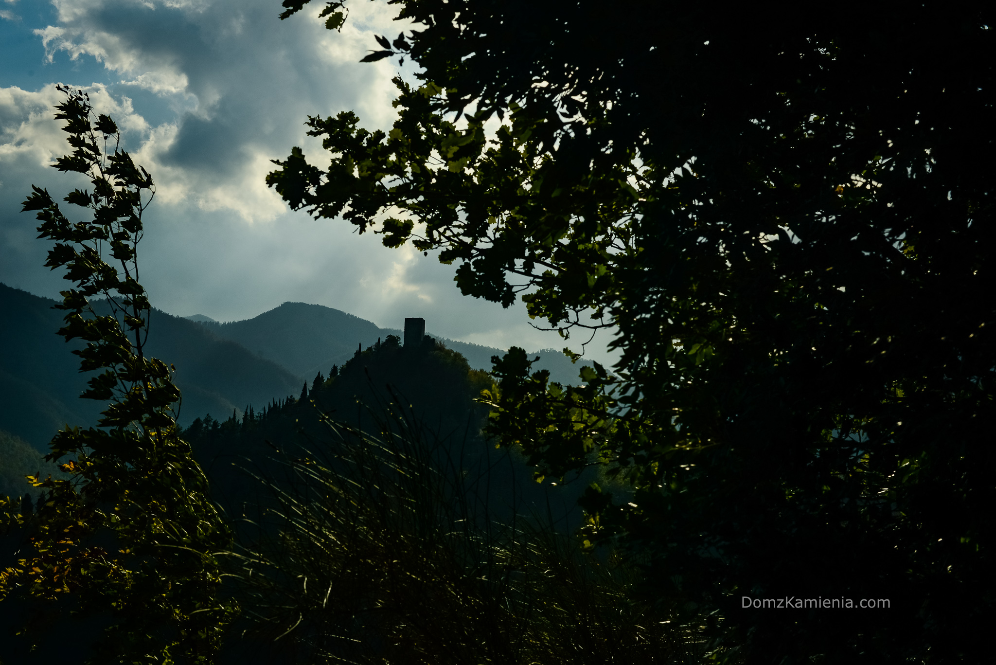 Dom z Kamienia, trekking w Toskanii, Biforco