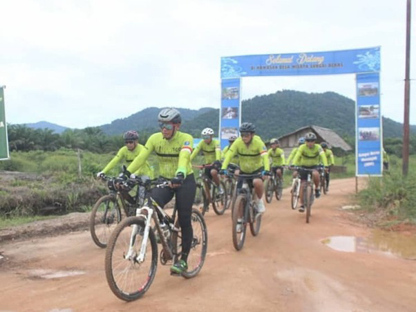 Sukseskan TMMD Reguler Ke-111 Kodim 1207/Pontianak, Satgas TMMD Komsos Ajak Warga Patuhi Protokol Kesehatan