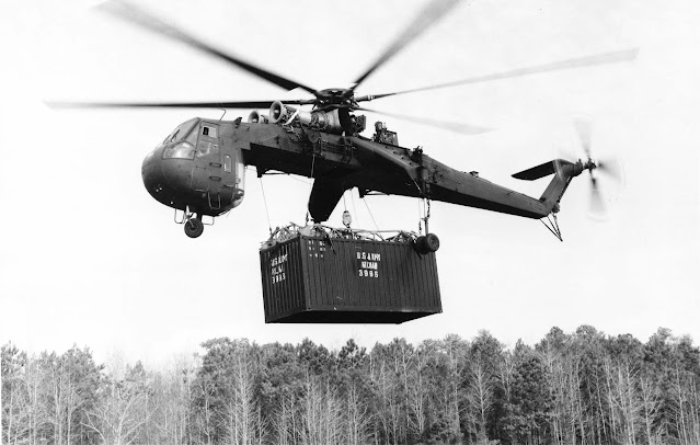 Sikorsky CH-54 Tarhe with a MILVAN container