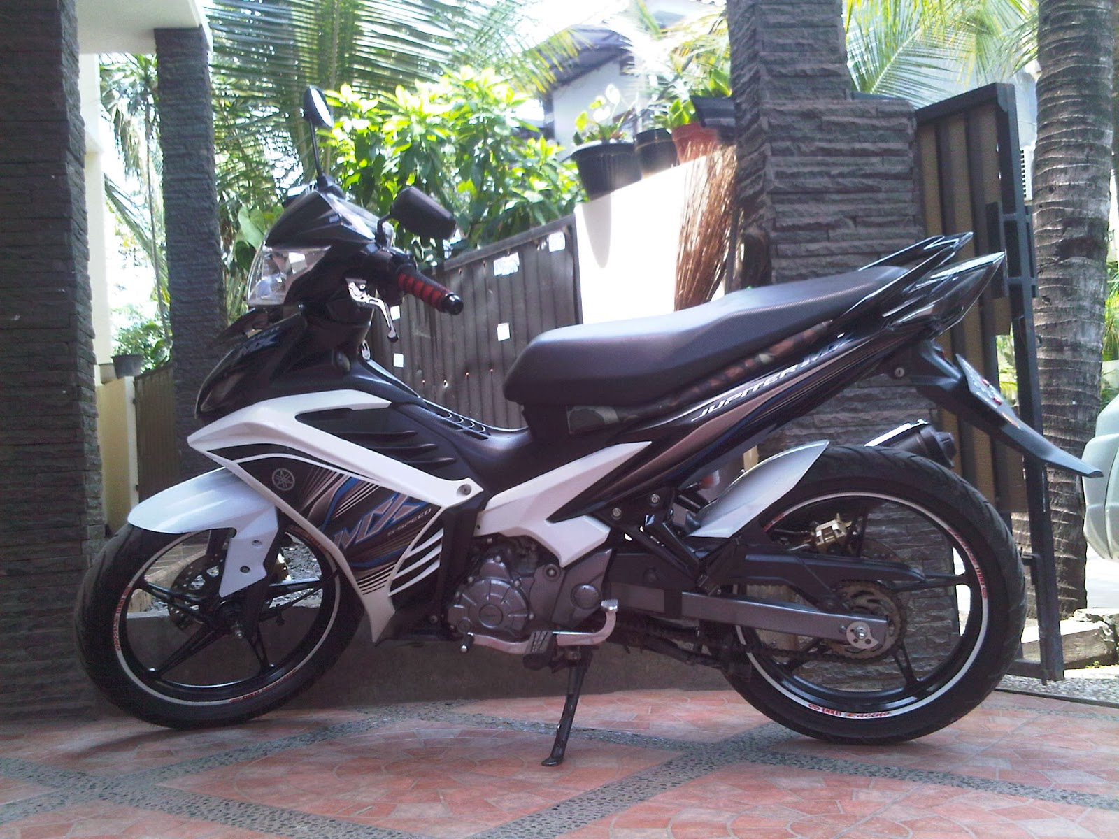 Koleksi Ide Modifikasi Motor New Jupiter Mx 2014 Terupdate Obeng Motor