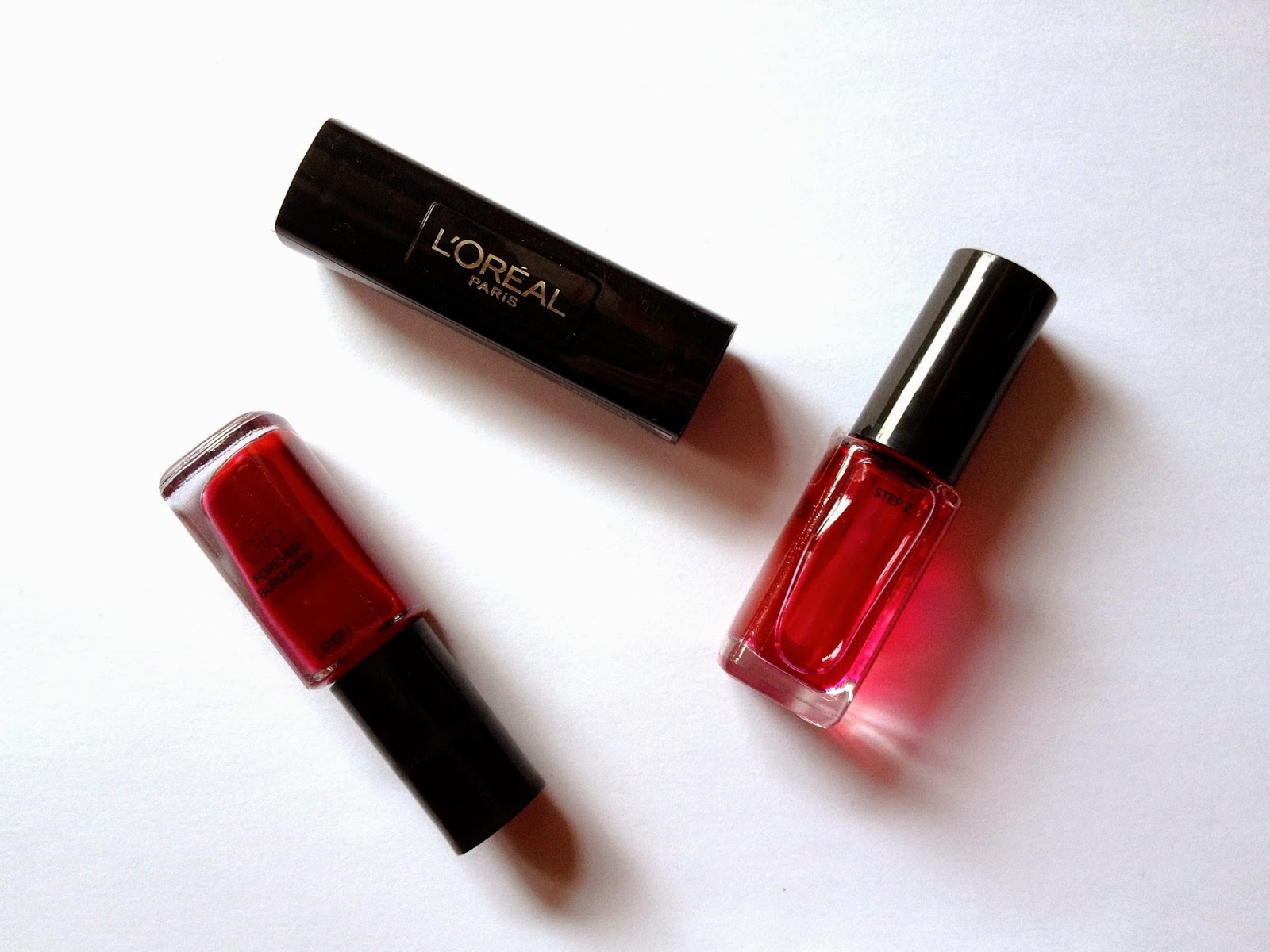 ❤ MAKEUP FOR ETERNITY ❤: L'OREAL Nail Color Vernis '330 Smell The Roses'  Review & Swatches