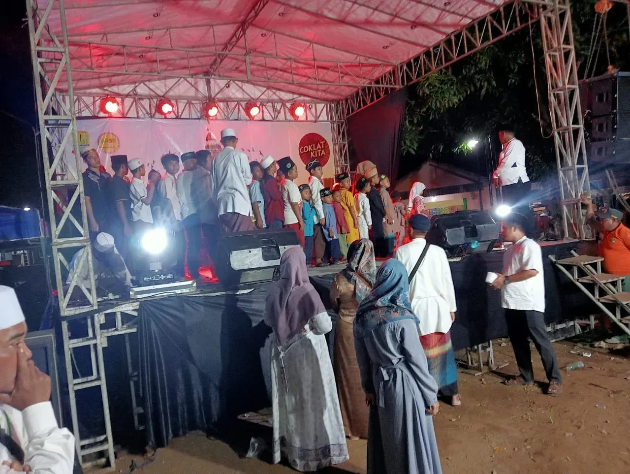 Meriah Banget, Pesta Panen Raya Padi di Desa Pancakarya Karawang Diisi Sedekah Bumi