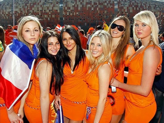  http://pictures4girls.blogspot.com/2014/06/netherlands-cheerleaders-squad-for_4.html