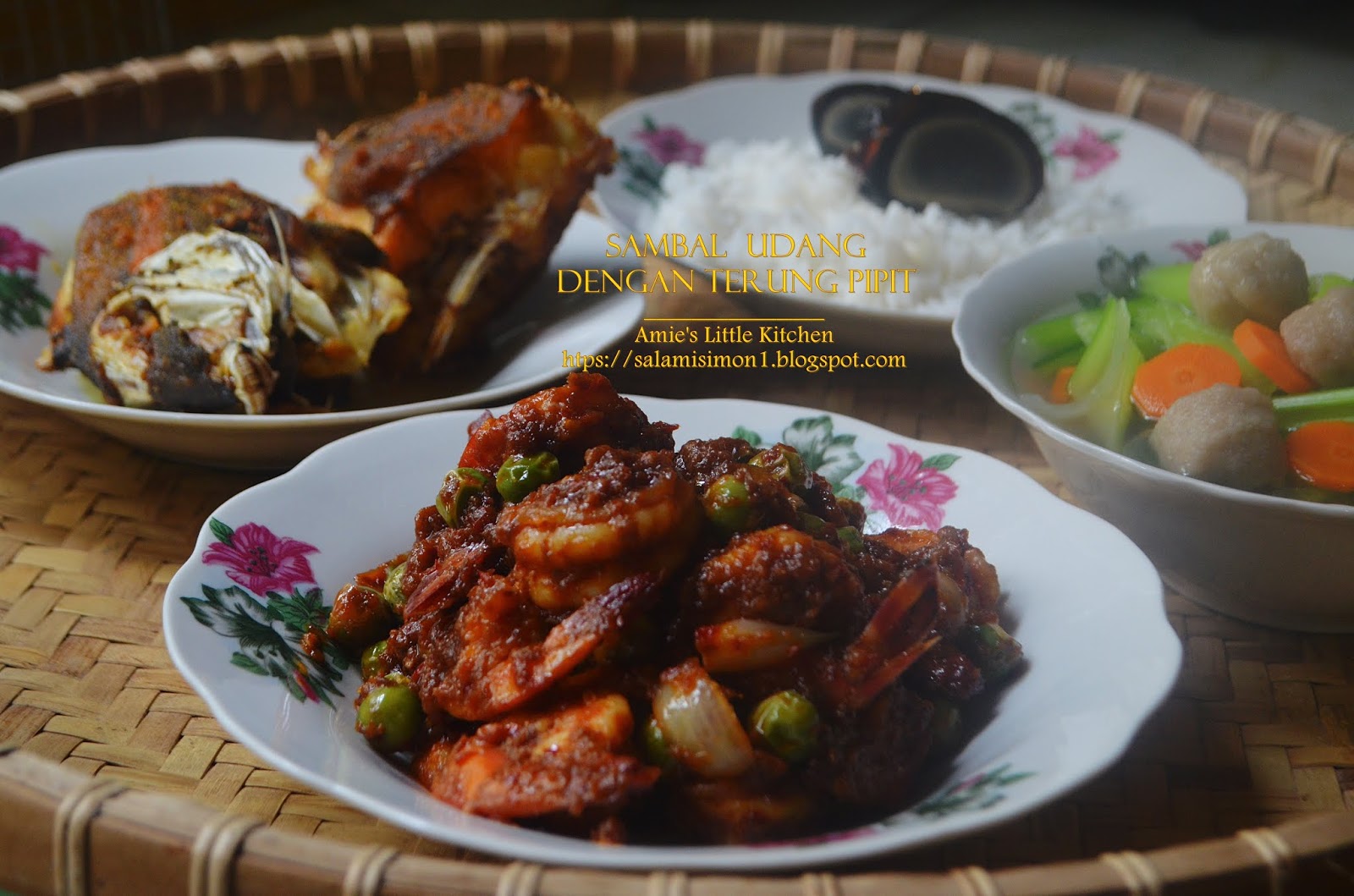 AMIE'S LITTLE KITCHEN: Sambal Udang dengan Terung Pipit 