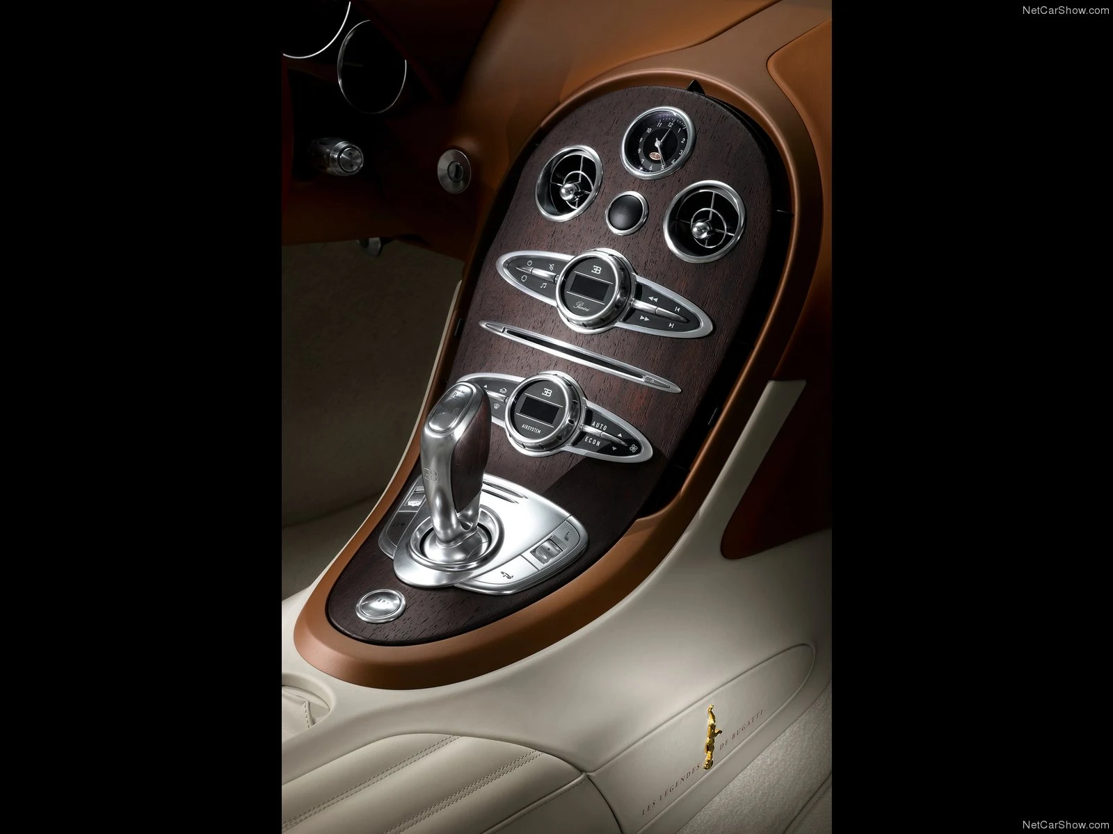 Hình ảnh siêu xe Bugatti Veyron Black Bess 2014 & nội ngoại thất