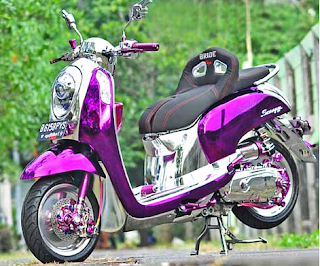 15 Gambar Modifikasi Honda Scoopy Terbaru Ala Drag dan Air 