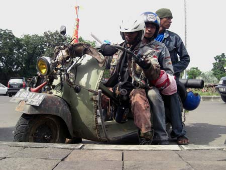 KUMPULAN GAMBAR VESPA GEMBEL Motor Trend