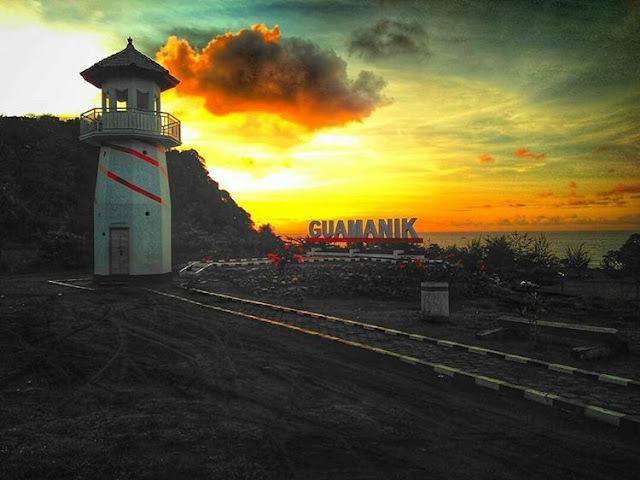 Pantai Guamanik Pecatu Jepara