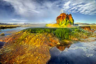 10 Tempat Unik di Dunia, Fly Geyser Reno - Nevada