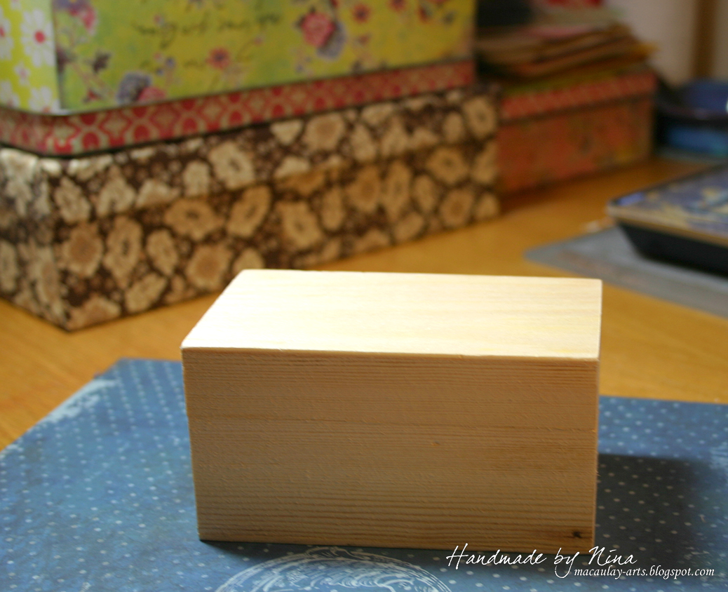 Here is the chosen wooden box.