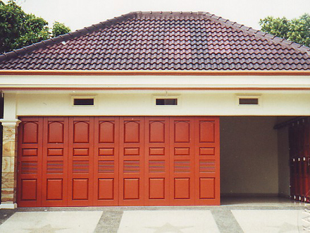  PINTU GARASI WINA PALEMBANG 