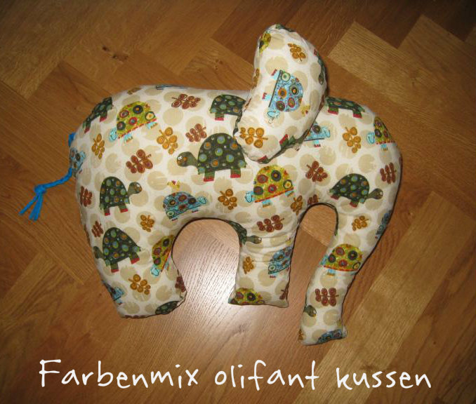 Farbenmix olifant kussen, als Sint kadootje