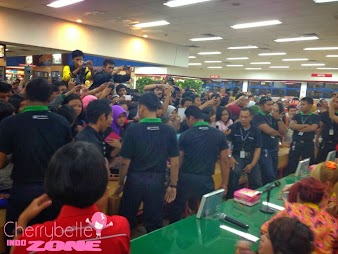 [FOTO] Cherrybelle di Gramedia Pandanaran Semarang (23/02/2014)