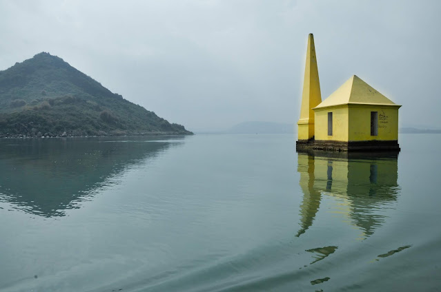 breakfast island on chilika lake