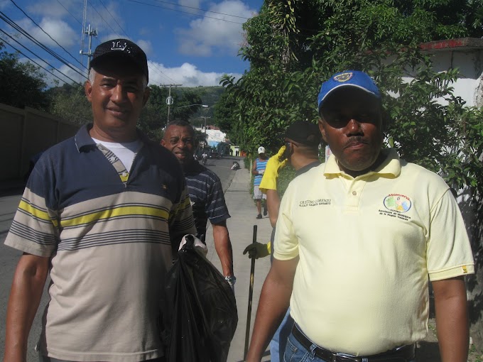 Acaldía de Cambita Garabitos y Salud Póblica  realizaron  jornada navidad limpia 