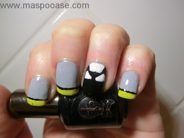 Batman-nail-art