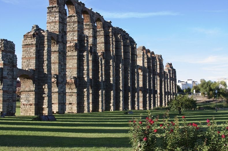 Acueducto-de-los-Milagros-2