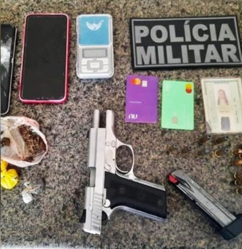 Polícia Militar apreende arma de fogo e droga com suspeitos em Araioses, no Maranhão