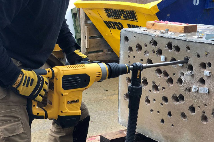 Máy khoan Dewalt có tốt không?