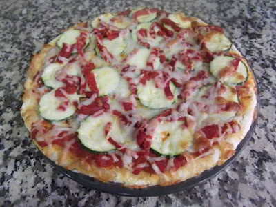 Pizza de calabacín y pimientos del Piquillo