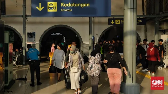 KAI Sebut 393 Ribu Penumpang Balik ke Jakarta hingga H+9 Lebaran 2023