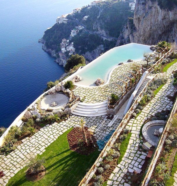 Monastero Santa Rosa Hotel & Spa, Italy