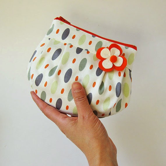 https://www.etsy.com/listing/176018981/flower-zipper-pouch-gray-ovals-on-white?ref=favs_view_1