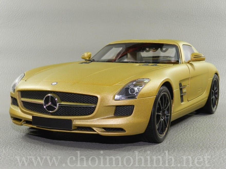 Mercedes-Benz SLS AMG 2010 1:18 Kyosho