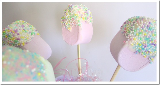 Sprinkles Egg Pops