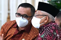 Ma'ruf Amin Saksikan Peresmian 26 Mal MPP di Istana Wapres