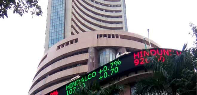 Stock market में ऐतिहासिक उछाल: Sensex पहली बार 84,000 के पार, Nifty 25,700 के नए शिखर पर