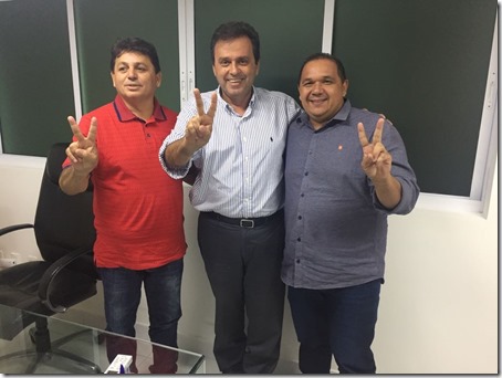 Carlos Eduardo recebe apoio do prefeito eleito de João Câmara