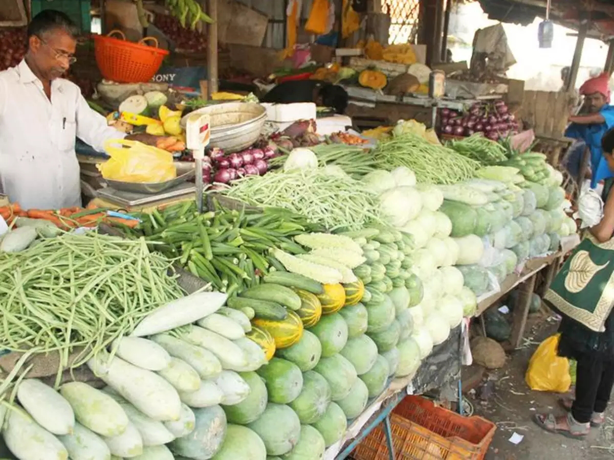 FLASH: കടകൾക്ക് കൂടുതൽ നിയന്ത്രണങ്ങൾ വരും